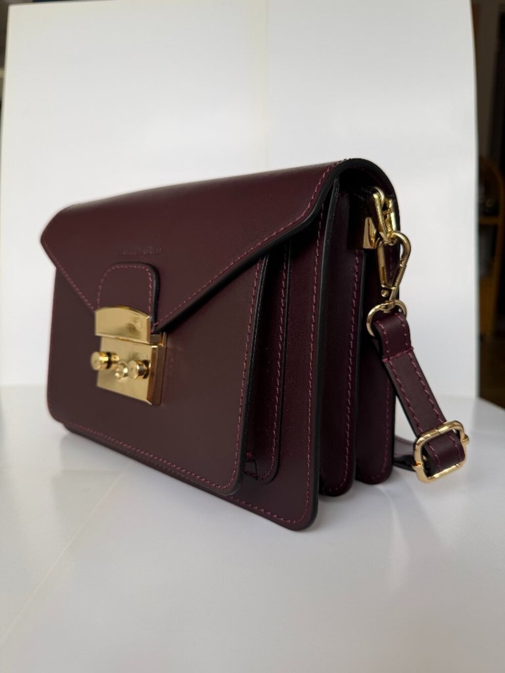 Stefano Turco Burgundy Genuine Leather Crossbody Bag Made in Italy